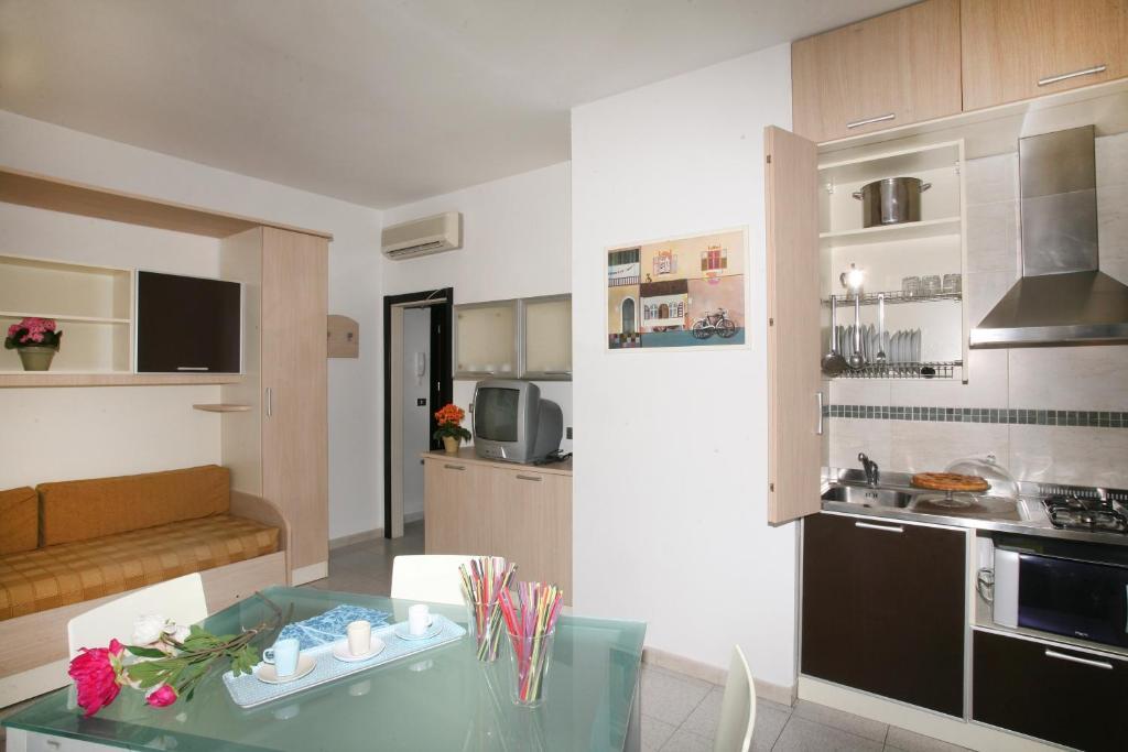 Residence Internazionale Rimini Zimmer foto