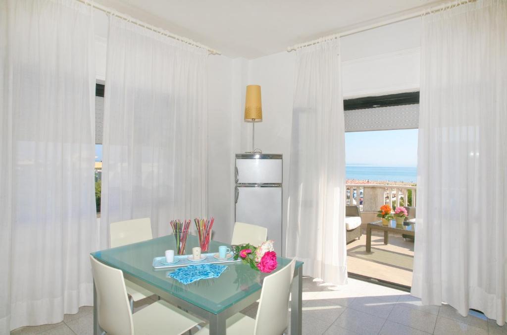Residence Internazionale Rimini Zimmer foto