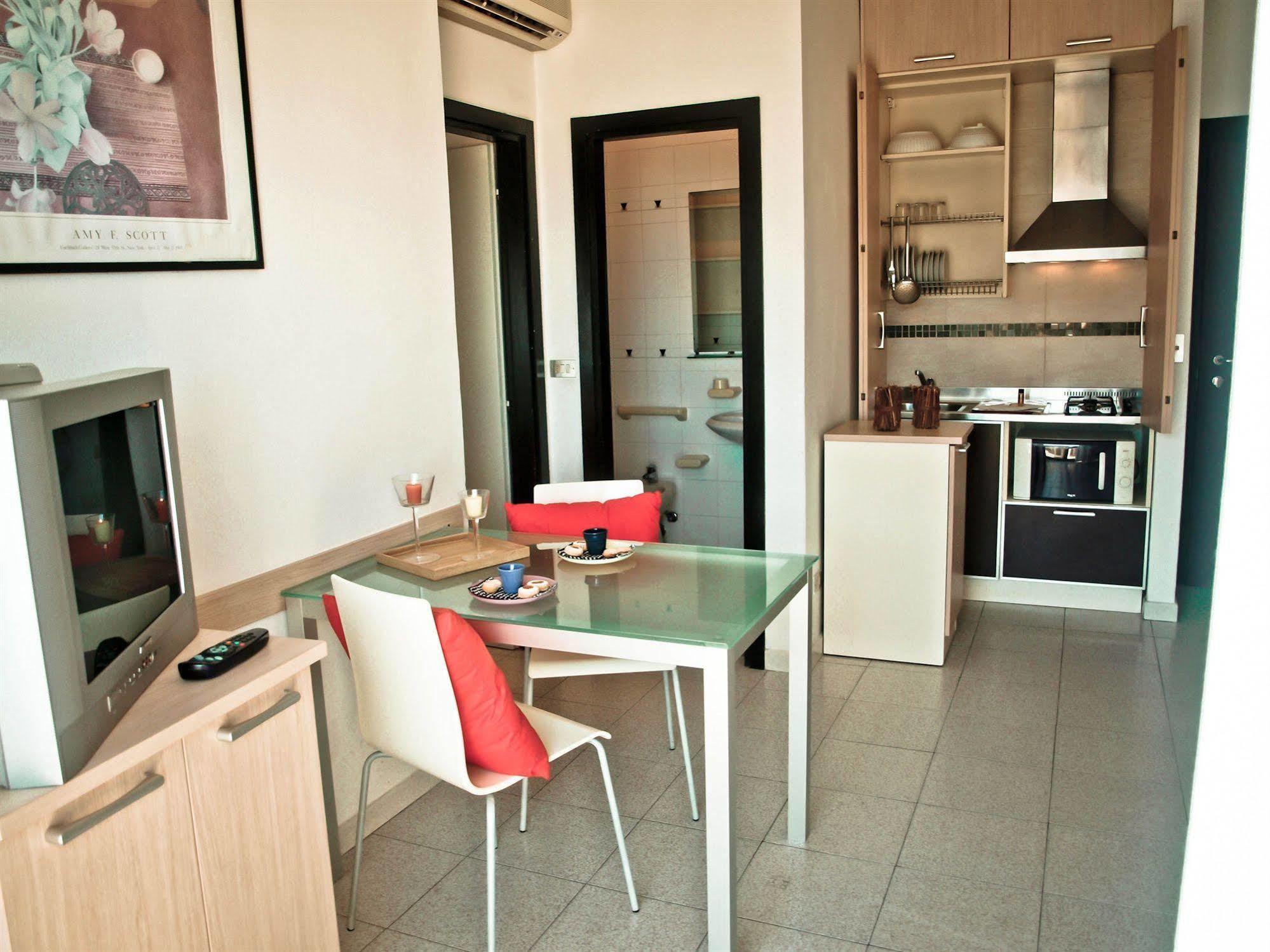 Residence Internazionale Rimini Exterior foto