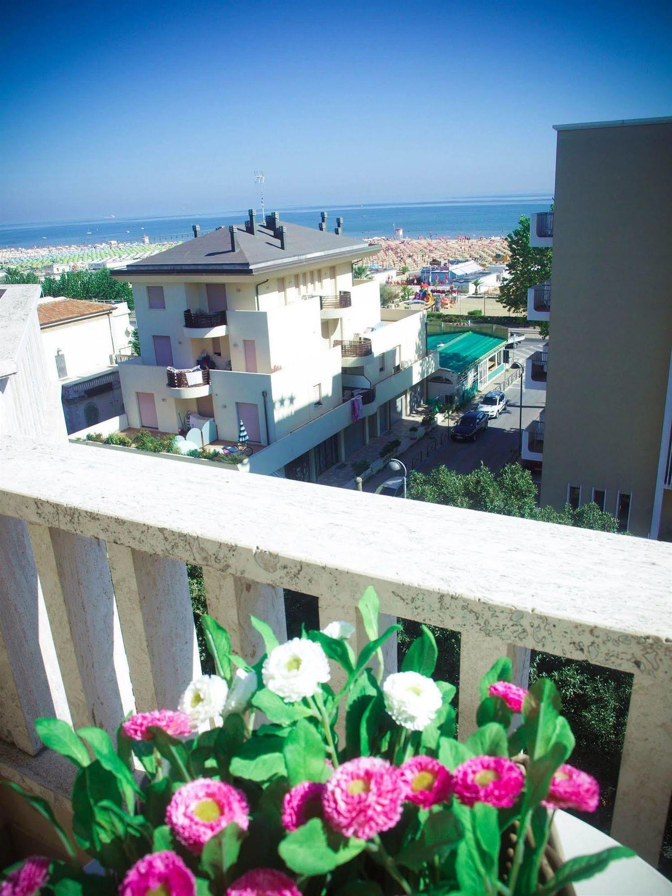 Residence Internazionale Rimini Exterior foto