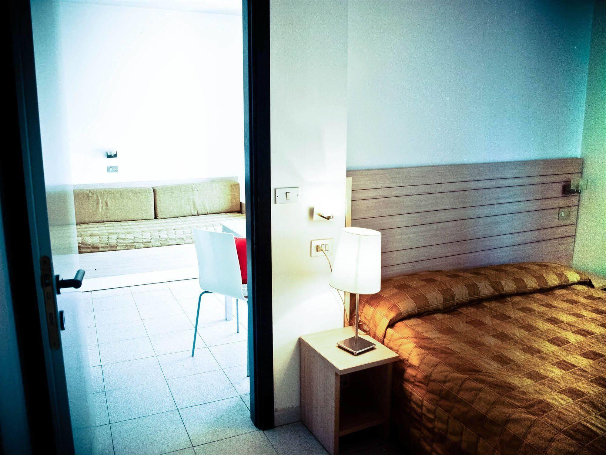 Residence Internazionale Rimini Exterior foto